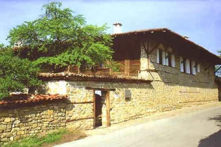 Ambaritsa Hotel Gorna Orjahovica Kültér fotó